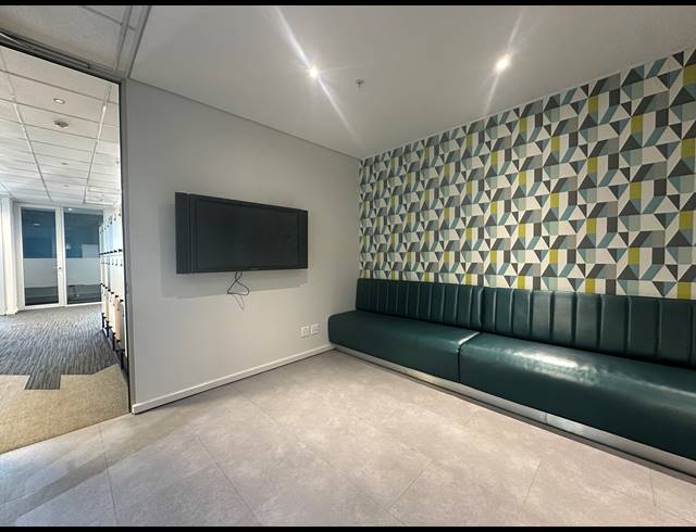 597M² OFFICE TO LET IN SANDTON CENTRAL